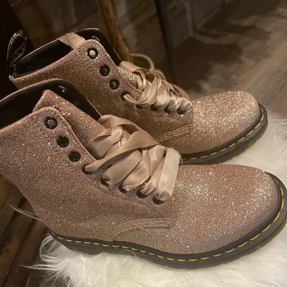 Dr.Martens 1460 Pale Gold Glitter Pascal Boots